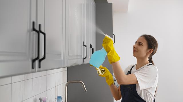 Rayakan Hari Bersih-Bersih Sedunia, Ini Tips Praktis Memulai Bersih-Bersih untuk Kamu yang Sibuk [Dok/freepik.com]