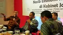 Anggota Fraksi PDI Perjuangan Nico Siahaan (kiri) saat menjadi pembicara diskusi Ngobrol Bareng Santai (Ngobras) JPI dengan tema "Nasib Ekonomi Kreatif di Kabinet Jokowi", Jakarta, Jumat (14/11/2014) (Liputan6/Johan Tallo)