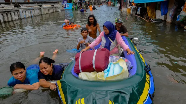 Masuk Hari Keempat, Banjir Rob di Pesisir Utara Jakarta Rendam Sembilan RT dan Satu Ruas Jalan