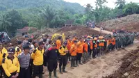 Hingga kini masih ada tiga korban di Purworejo yang belum ditemukan. Sedangkan di Kebumen satu orang. (Liputan6.com/Edhie Prayitno Ige)