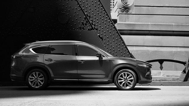 Teaser Mazda CX-8