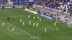 Lyon mencatat kemenangan beruntun ketujuh usai menaklukkan Nantes 2-0 di Liga Prancis dan hasil itu membuat mereka merangkak ke po...
