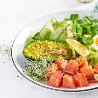 Pilihan makanan ringan yang tepat dikonsumsi 30 menit sebelum olahraga untuk menambah energi dan meningkatkan performa tubuh. (Foto: timolina)