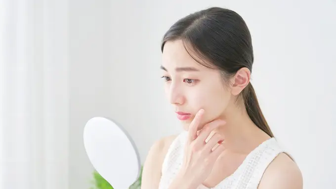 Jerawat di Pipi Kiri, Ternyata Ini Penyebab dan Cara Mengatasinya