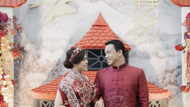 Calon Suami Tina Toon