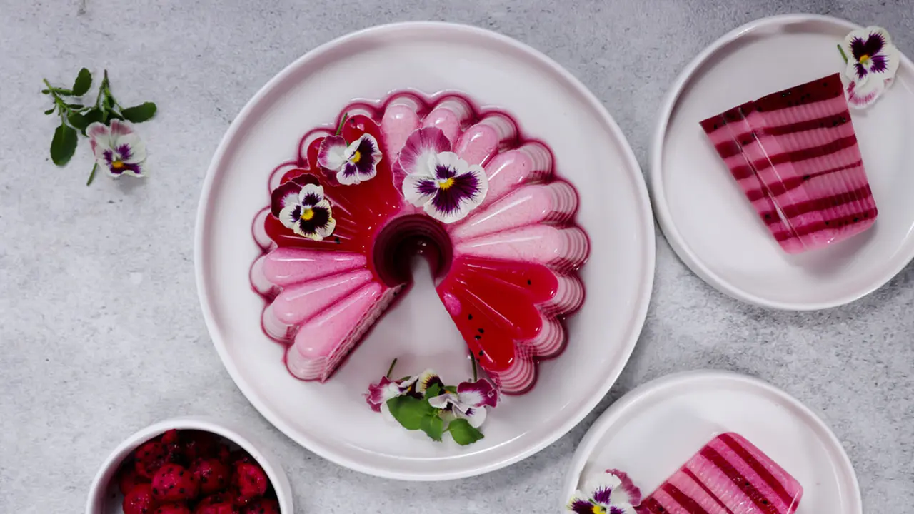 puding agar-agar susu buah naga