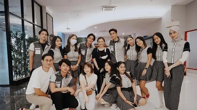 6 Potret Pemain Series Mozachiko, Tetap Tayang Meski Pemeran Utama Kena Skandal