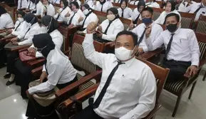 240 Ribu Guru PPPK Paruh Waktu Bakal Jadi Penuh Waktu Tanpa Tes