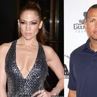 Jennifer Lopez kembali datang dengan kabar terbaru. Setelah ramai tersiar dirinya berhubungan dengan Drake, wanita yang akrab disapa JLo ini ternyata menemukan tambatan hatinya yang baru. (doc.aceshowbiz.com)