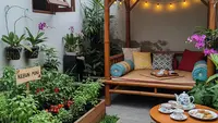 7 Model Sudut Belakang Rumah Kecil untuk Kebun Mini dan Tempat Santai Keluarga