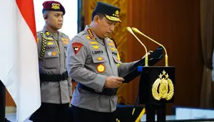 Kapolri Lantik Kakorlantas dan 6 Kapolda Baru