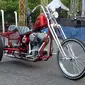 Trike kustom Ojo Dumeh jadi hadiah lucky draw Kustomfest 2017. (Septian/Liputan6.com)