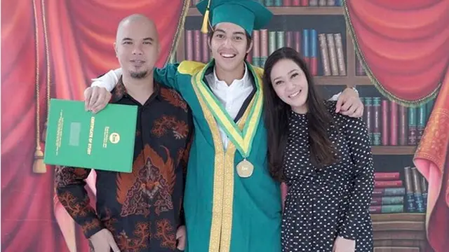 [Bintang] Maia Estianty dan Ahmad Dhani serta El Rumi