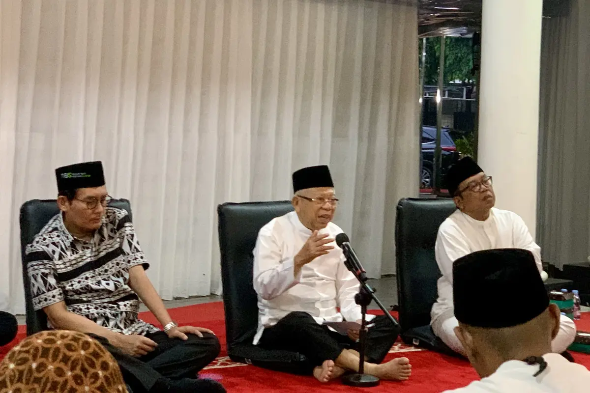 Wakil Presiden Ma’ruf Amin saat buka puasa bersama dengan awak media, Jakarta, Senin (1/4/2024) (Liputan6.com/Delvira Hutabarat)