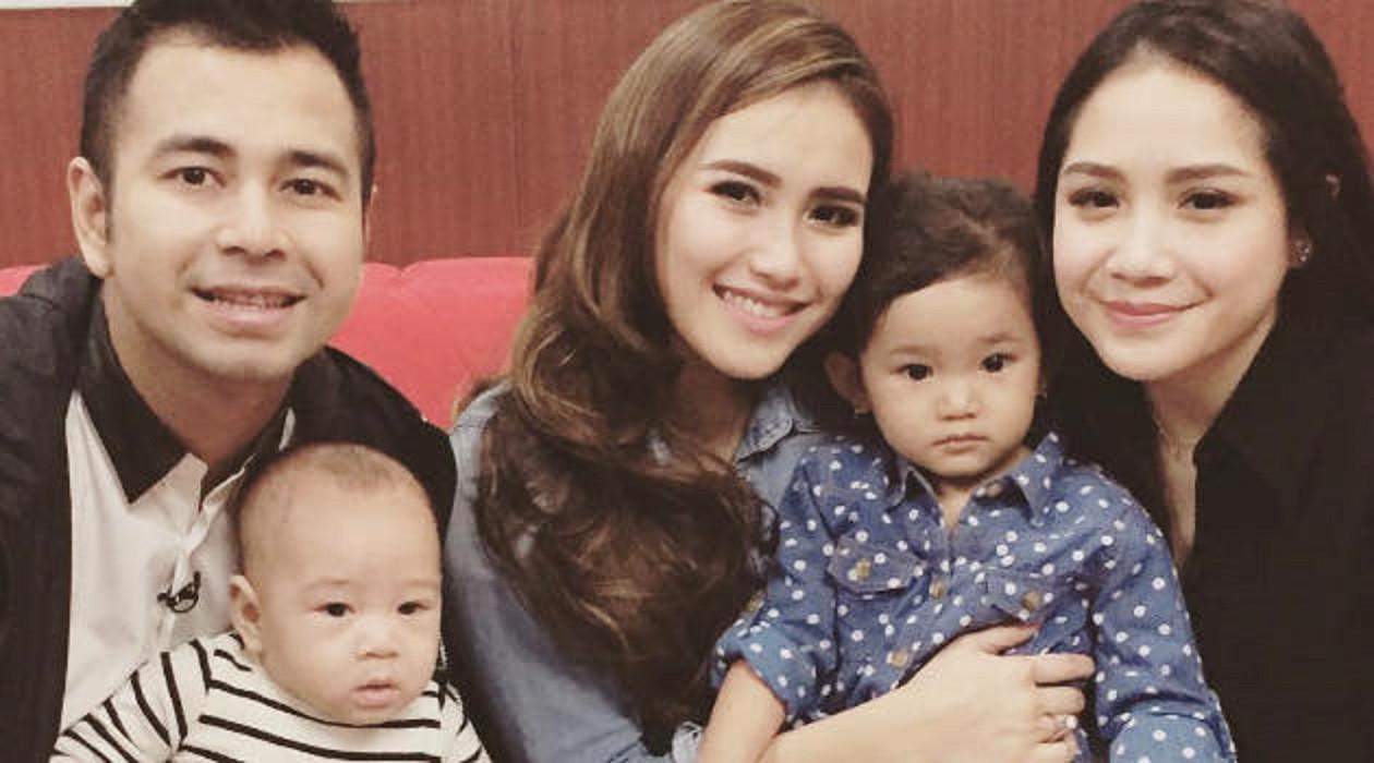 Ayu Ting Ting Sex Porno Raffi Ahmad - Celetukan Ayu Ting Ting pada Raffi Ahmad Ini Bikin Heboh - News ...