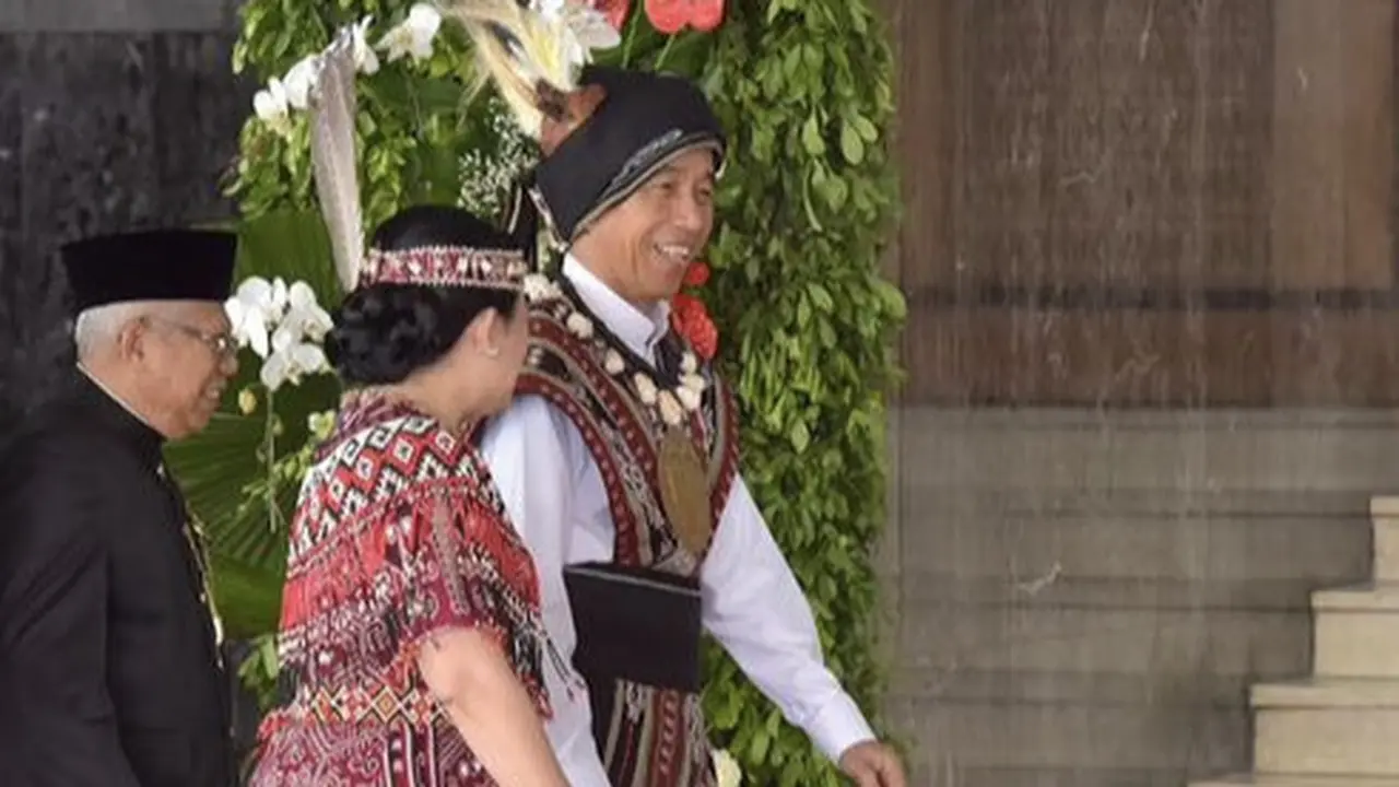 Jokowi Tampil Gagah Dibalut Pakaian Adat Tanimbar Maluku di Sidang MPR 2023