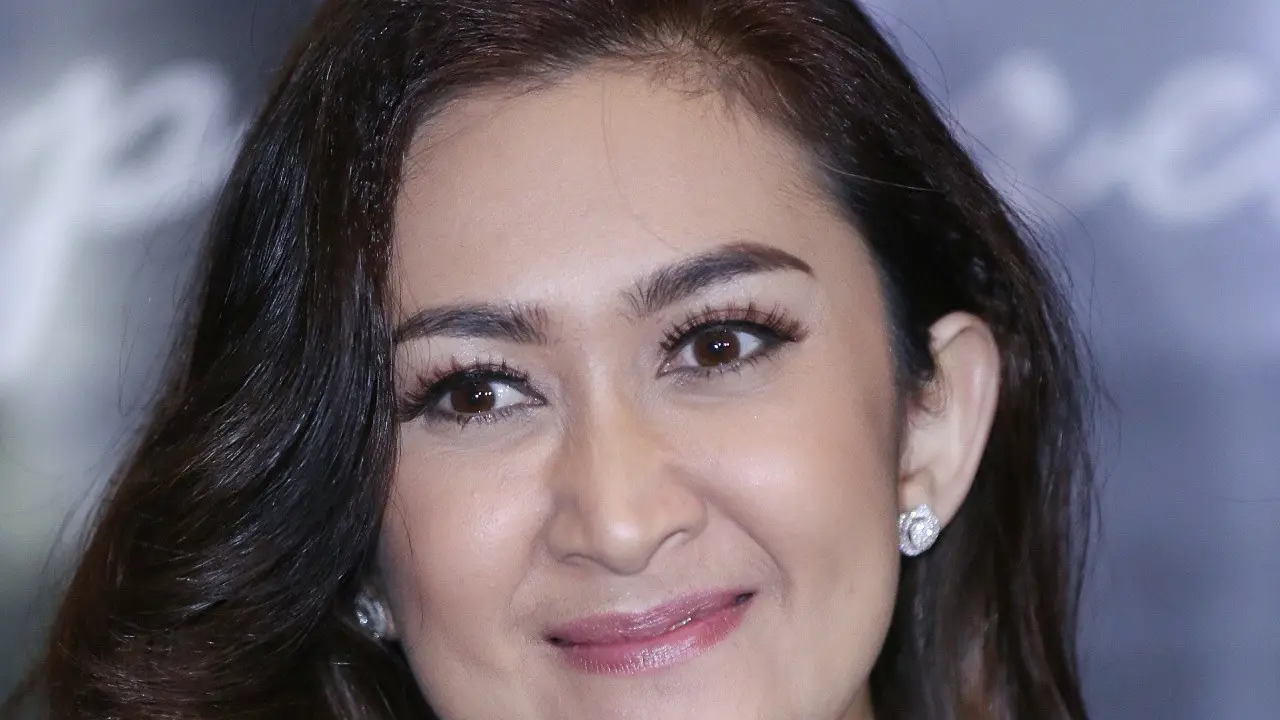 [Bintang] Nafa Urbach