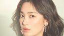Karena awet muda dan memiliki kulit yang mulus bak porselen, Song Hye Kyo sering kali menjadi brand ambassador untuk beberapa produk perawatan wajah. (Liputan6.com/IG/kyo1122)