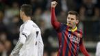 Laga El Lasico di Liga Spanyol yang melibatkan dua klub tersukses di Negeri Matador, Barcelona dan Real Madrid selalu menyuguhkan aksi memikat dari para pemain. Tercatat sejak 1987, hanya ada 5 pemain yang mampu mencetak hattrick di laga sarat gengsi ini. (AFP/Dani Pozo)