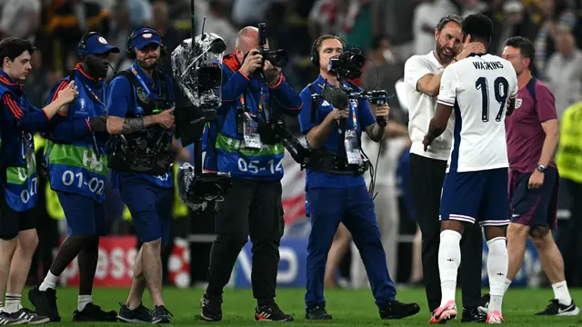 Foto: Luapan Kebahagiaan Gareth Southgate Setelah Membawa Inggris ke Final, Bayar Tunai Keraguan Fans