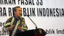 Kepala Badan Pengkajian MPR, Bambang Sadono memberikan sambutan pembuka diskusi Menata Sistem Perekonomian Nasional berdasarkan Pasal 33 UUD NKRI tahun 1945 di Kompleks Parlemen, Jakarta, Kamis (26/11/2015). (Liputan6.com/Helmi Fithriansyah)