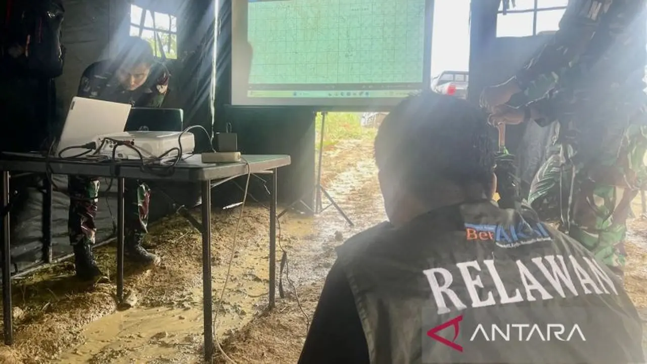 Proses pencarian helikopter hilang di hutan Kalimantan. Foto Antara