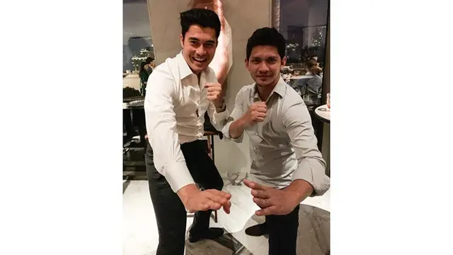 6 Potret Iko Uwais Bareng Aktor Terkenal di Dunia, Tak Kalah Keren