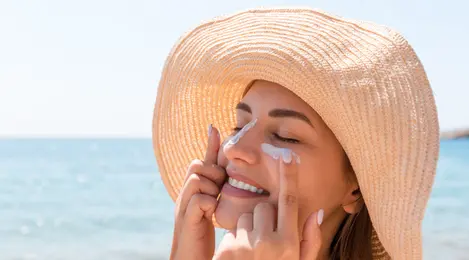 5 Rekomendasi Sunscreen di Bawah 50 Ribu-an Cocok untuk Semua Jenis Kulit -  Beauty Fimela.com