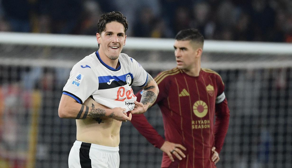 Atalanta kembali menunjukkan kekuatan mereka dengan mengalahkan AS Roma dua gol tanpa balas di Stadio Olimpico dalam laga Serie A, Selasa (3/12/2024) dini hari WIB. (AFP/Filippo Monteforte)