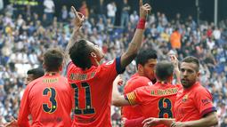 Selebrasi Neymar usai rubah skor 1-0 untuk Barcelona (REUTERS/Gustau Nacarino).