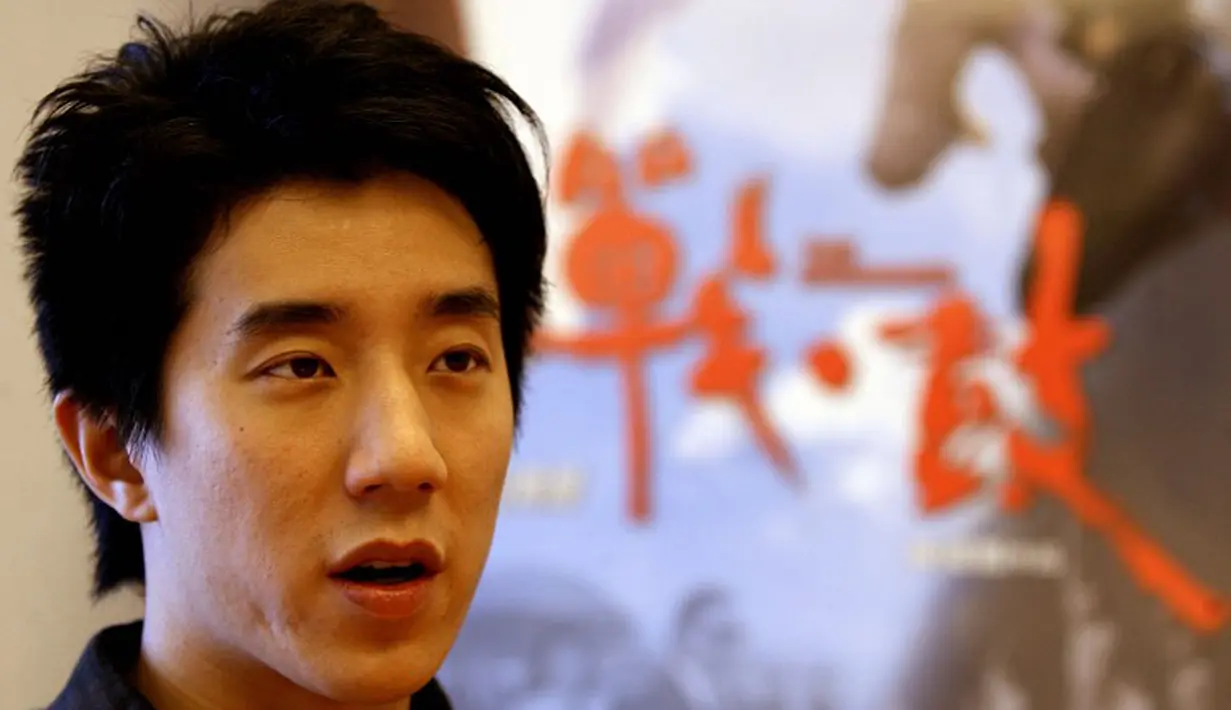 Jaycee Chan yang berusia 32 tahun itu ditangkap polisi karena menyimpan 99 gram ganja di rumahnya di Beijing, China. (AFP PHOTO/Mike Clarke)