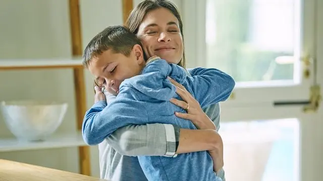 Orangtua dan Anak. (foto: Pinterest).