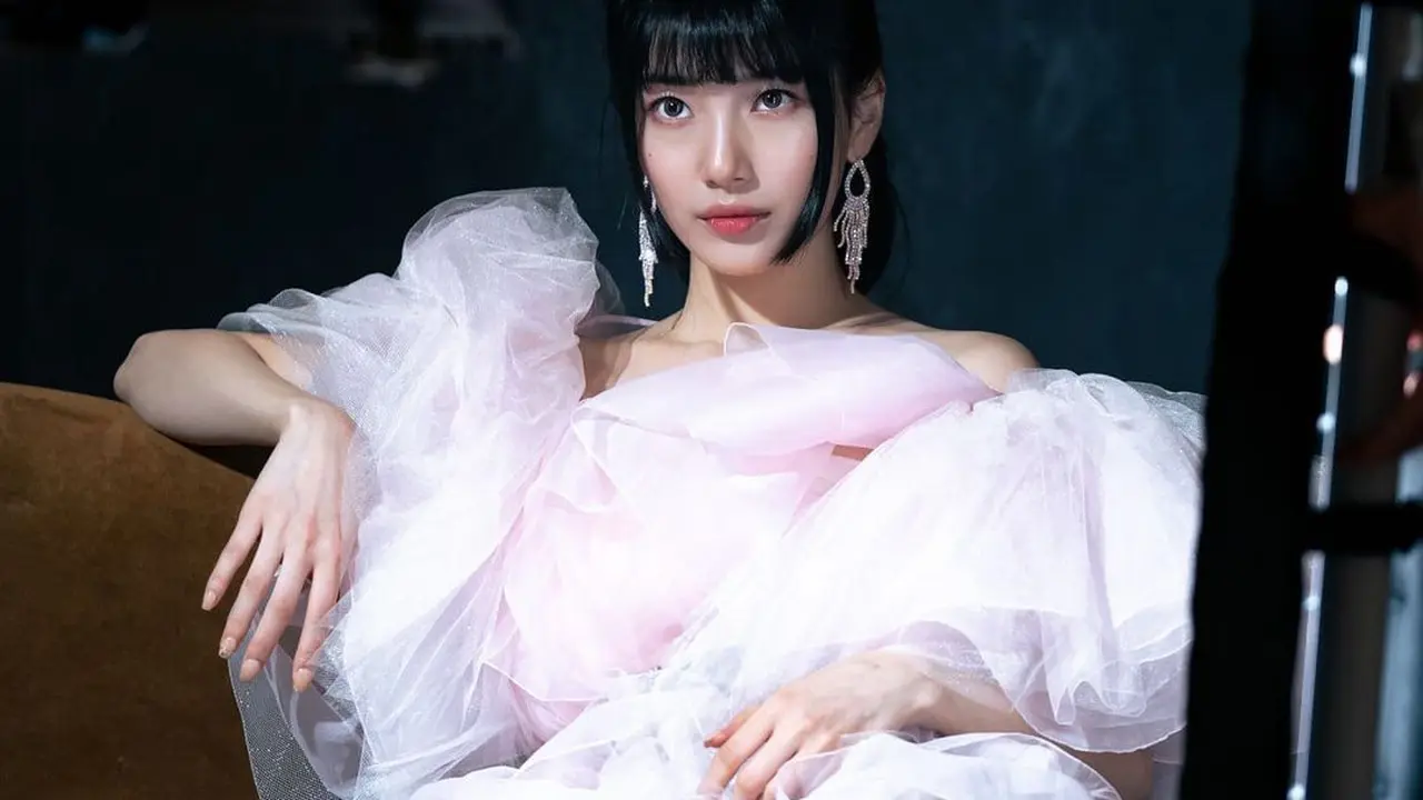 Suzy dalam drakor Doona!. (Foto: Netflix via Instagram/ skuukzky)