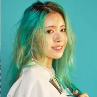 Baru-baru ini beredar kabar jika Suga BTS menjalin hubungan asmara dengan penyanyi solo bernama Suran. Kabar ini bermula saat Suran mengunggah sebuah foto di Instagram. (Foto: soompi.com)