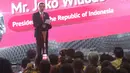 Presiden Jokowi memberi sambutan pada peresmian ekspor perdana Mitsubishi Xpander di IPC Car Terminal, Cilincing, Jakarta, Rabu (25/4). PT Mitsubishi Motors Krama Yudha Sales Indonesia mulai melakukan ekspor Mitsubishi Xpander. (Liputan6.com/Angga Yuniar)