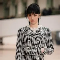 Go Youn Jung Pemeran Oh Yi Young di Drakor Resident Playbook. [@goyounjung]