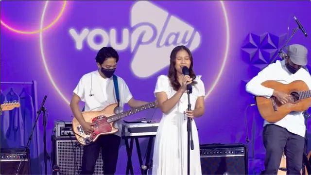 Penampilan Nadin Amizah di program Youplay.