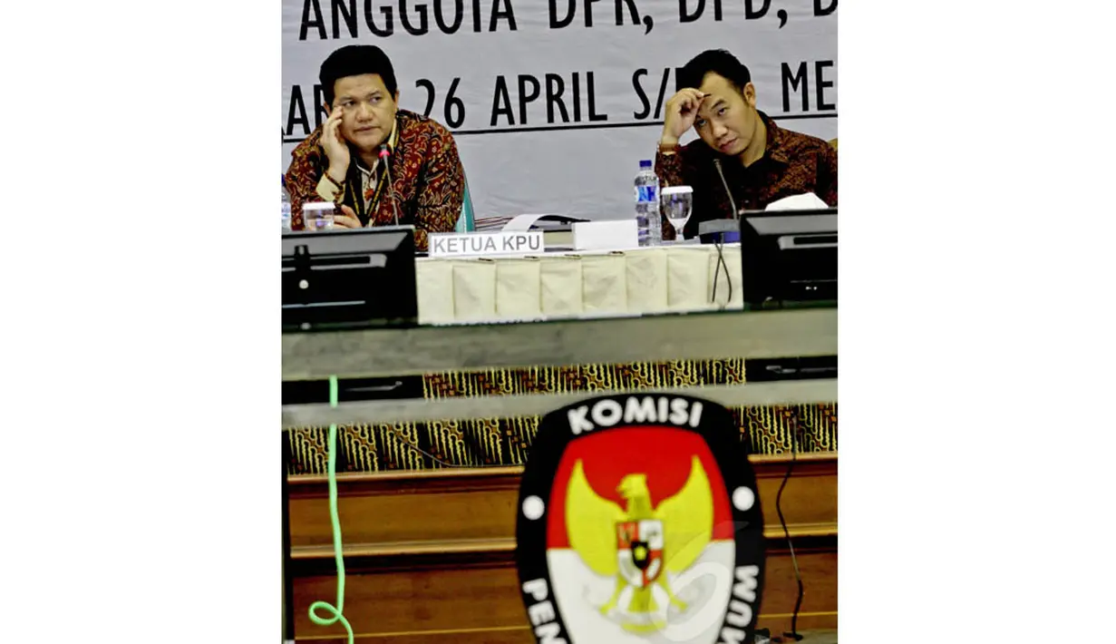 KPU akhirnya menyelesaikan penghitungan suara pada Jumat (09/05/14) malam (Liputan6.com/Faizal Fanani)
