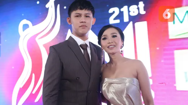 [Fimela] Rinni Wulandari - Jevin Julian
