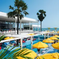 Nicolaza Que Pasa menjadi sosok di balik pesta-pesta seru yang diselenggarakan oleh Mexicola Group.