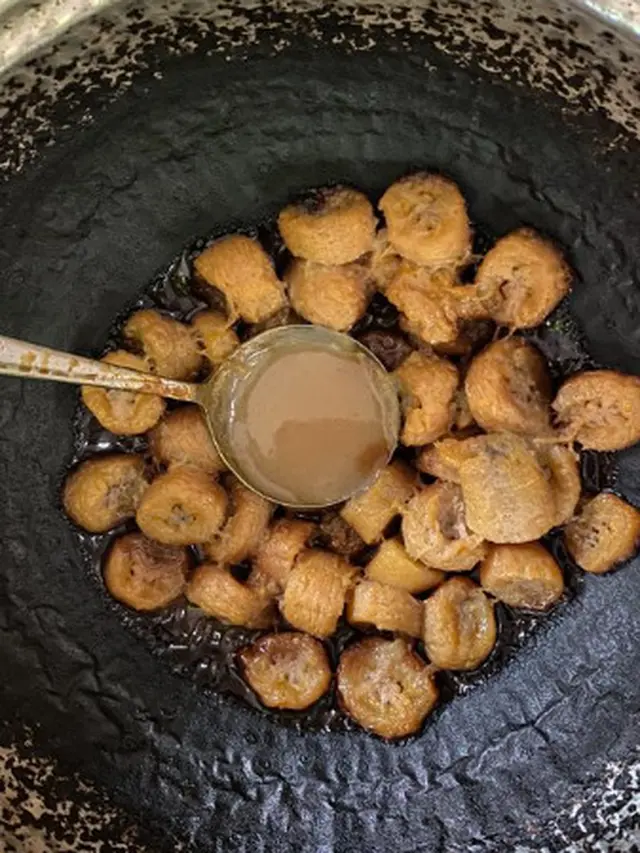 6 Potret Masakan Berakhir Gosong Ini Bikin Sedih Sekaligus Elus Dada