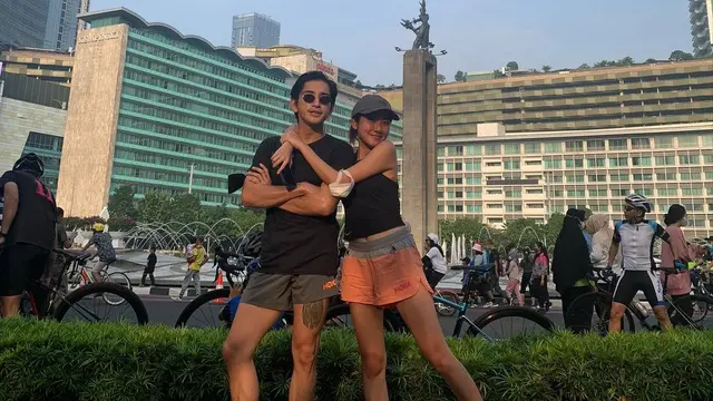 Putus dari Beby Tsabina, Ini 6 Potret Kedekatan Bio One dan Rachel Cia