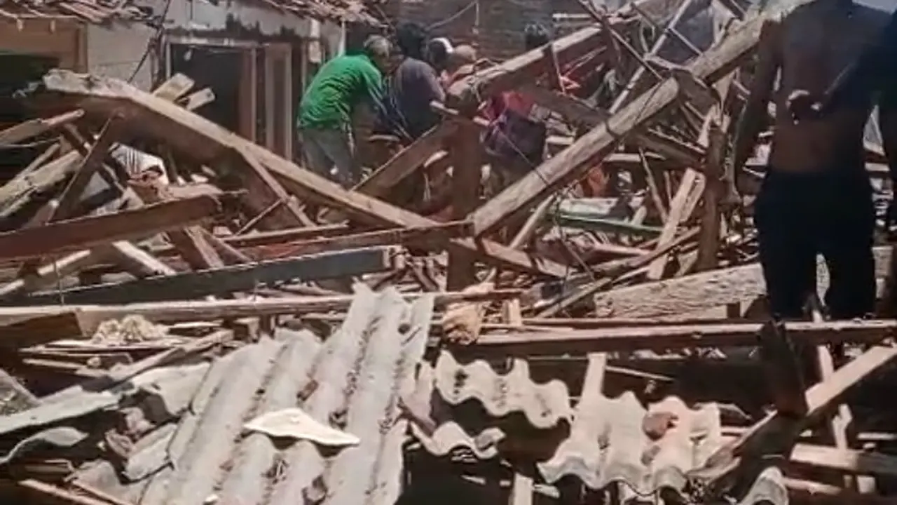 Ledakan petasan mengguncang Dusun Mimbo Situbondo