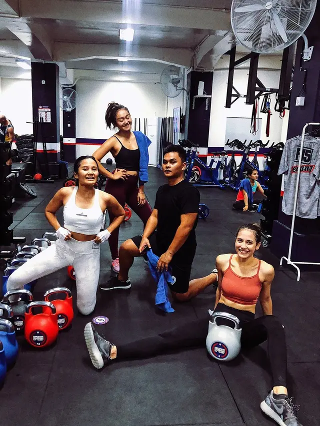 6 Penampilan Terbaru Pevita Pearce yang Makin Berotot, Dikritik Netizen