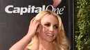 Dokter tersebut juga mengatakan, beberapa bagian wajah Britney terlihat begitu berbeda. Seperti pada bagian di bawah mata yang tampak sedikit asimetris, bibir, dan hidung yang sedikit lebih mancung. (AFP/Bintang.com)