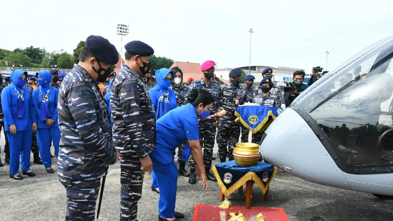 Helikopter Latih Single Engine Bell 505 baru milik TNI AL