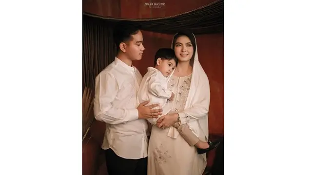 Menantu Presiden Jokowi Hamil Anak Kedua, Ini 5 Potret Terbaru Selvi Ananda