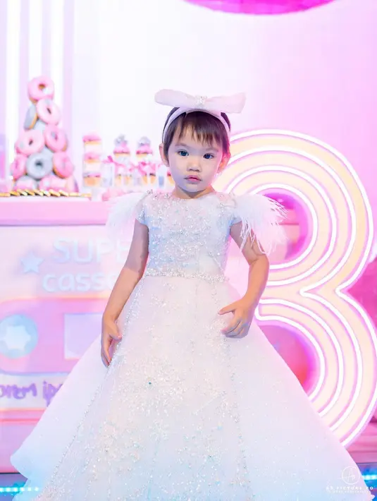 [Instagram/shandyaulia]