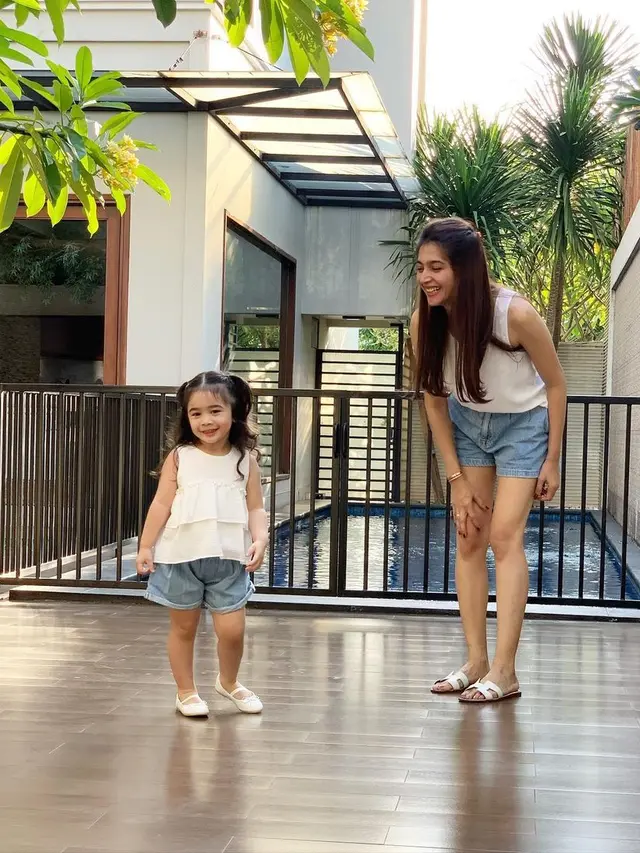 Nabila Syakieb dan Reshwara Argya Ardinal