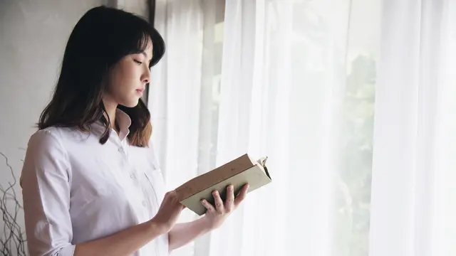 Ilustrasi membaca buku, cerpen